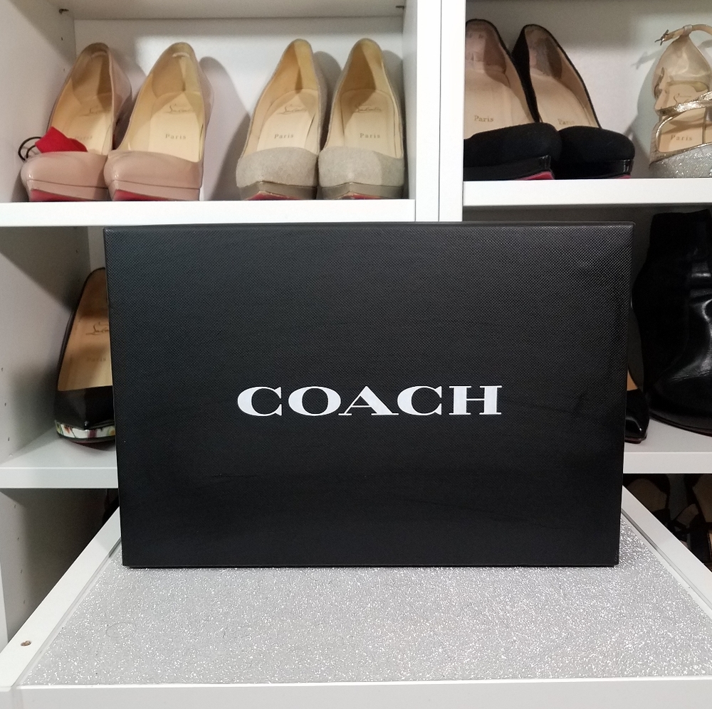 Coach Box